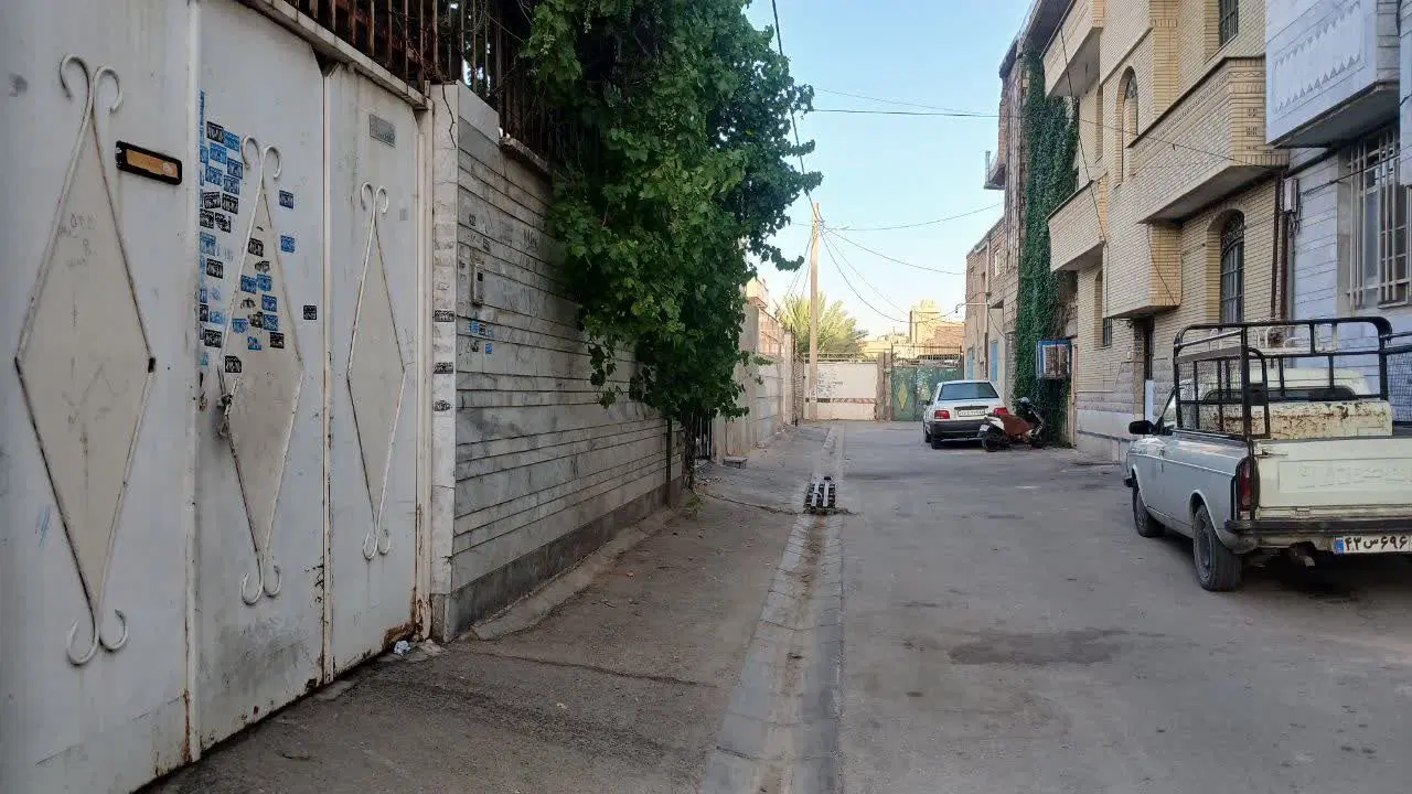 منزل مسکونی ویلایی 210 متری قابل فروش و معاوضه