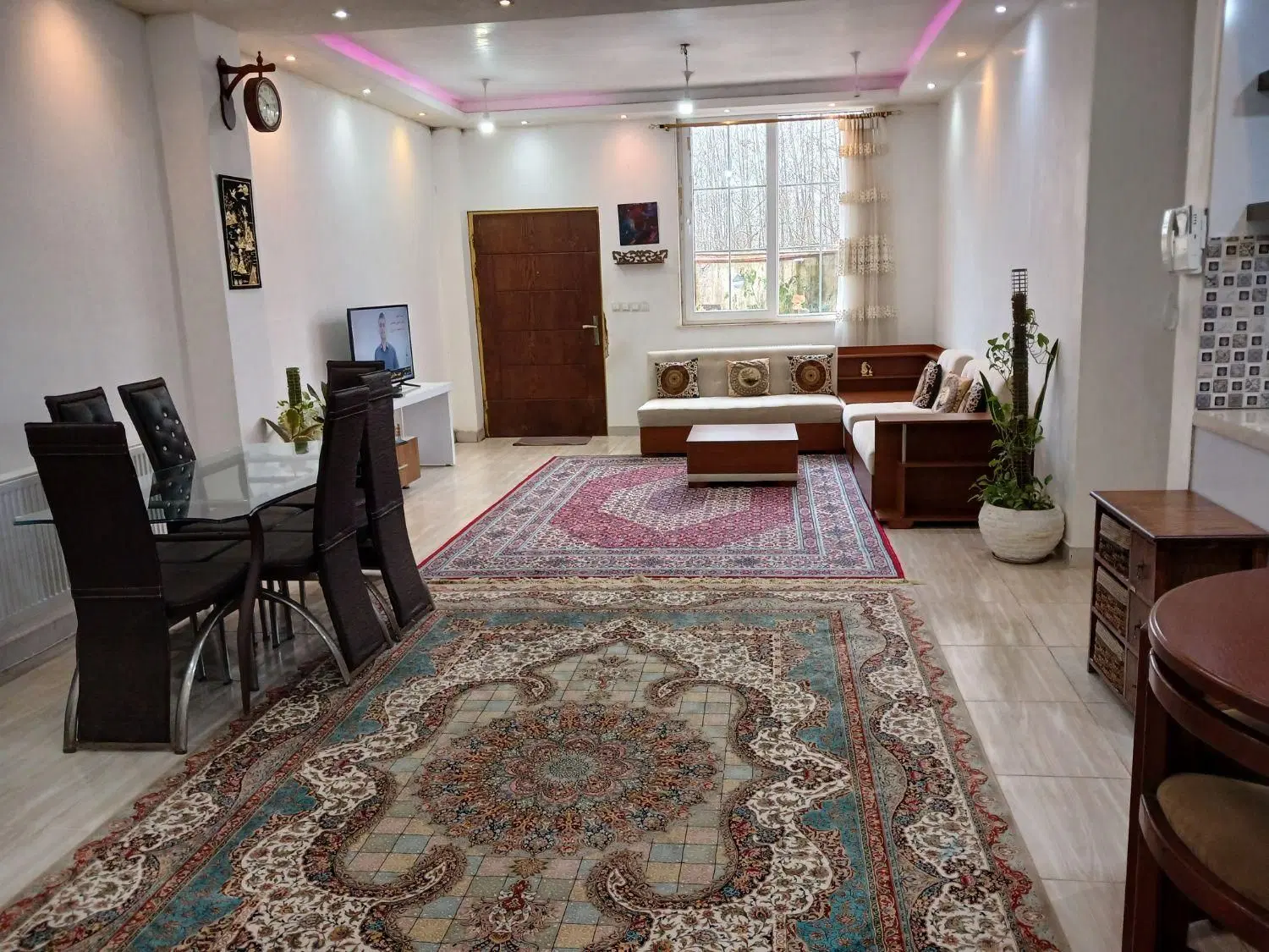 اجاره خانه شیک در طبقه پایین ملک دو واحدی