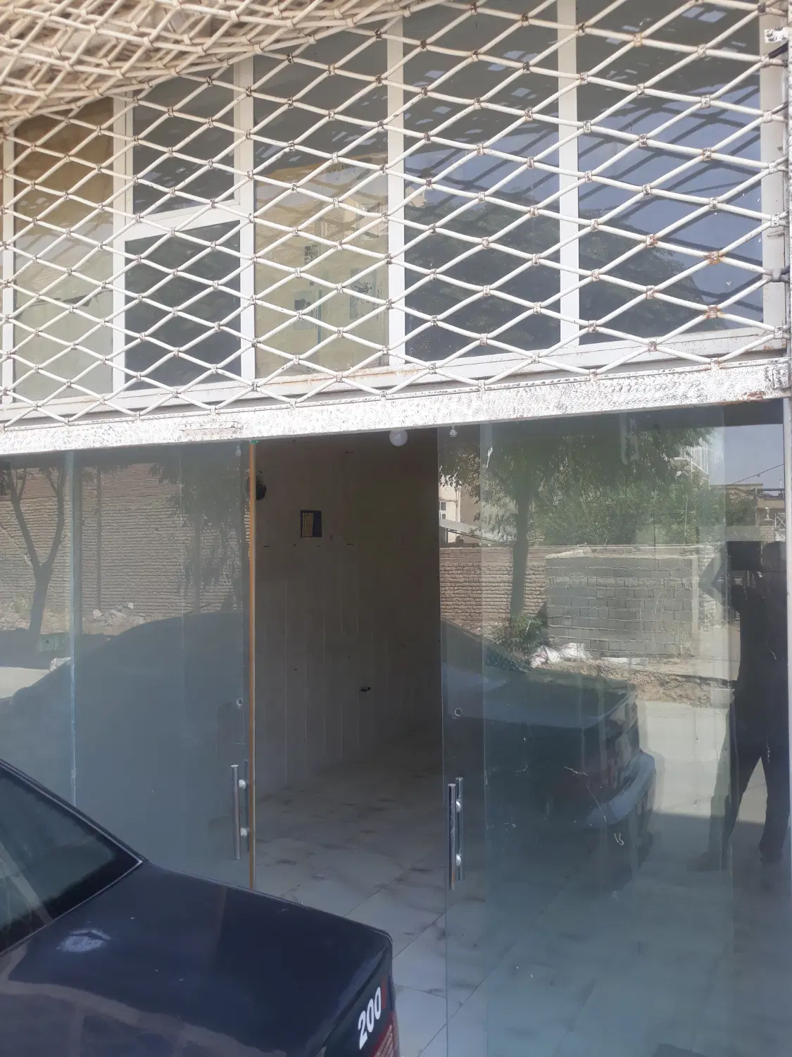 اجاره یک باب مغازه تجاری به متراژ ۲۰ متر