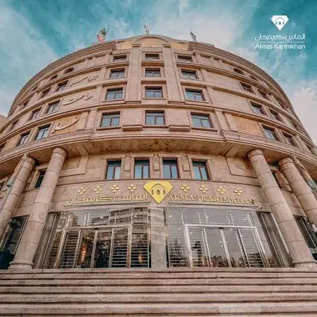 مغازه طلا و جواهر فروشی