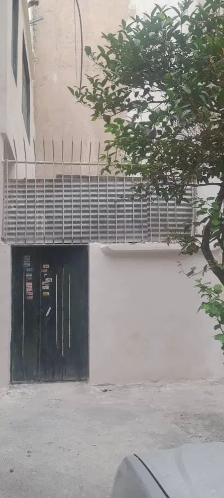 ملک حیاط دار ۵۸ متری