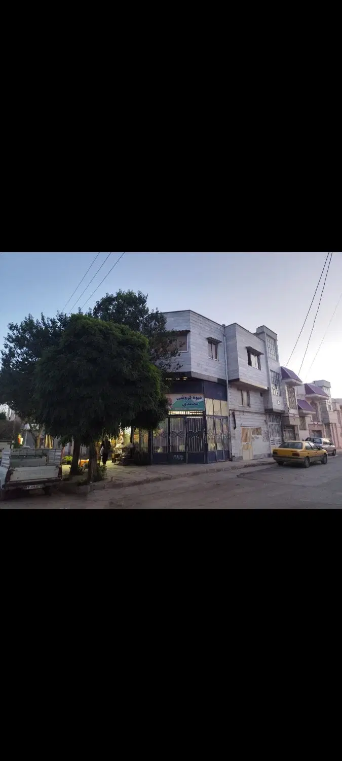 ۳طبقه مسکونی و تجاری۳۵۰متری دوبر بلوارطاقبستان ۱۲۱