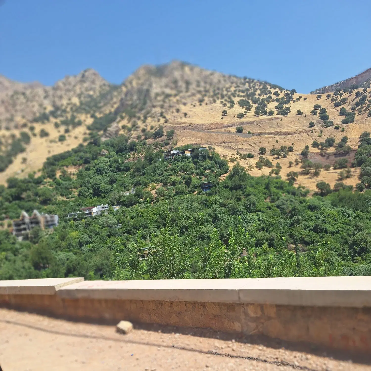 زمین بنیاد مسکن کهریزه