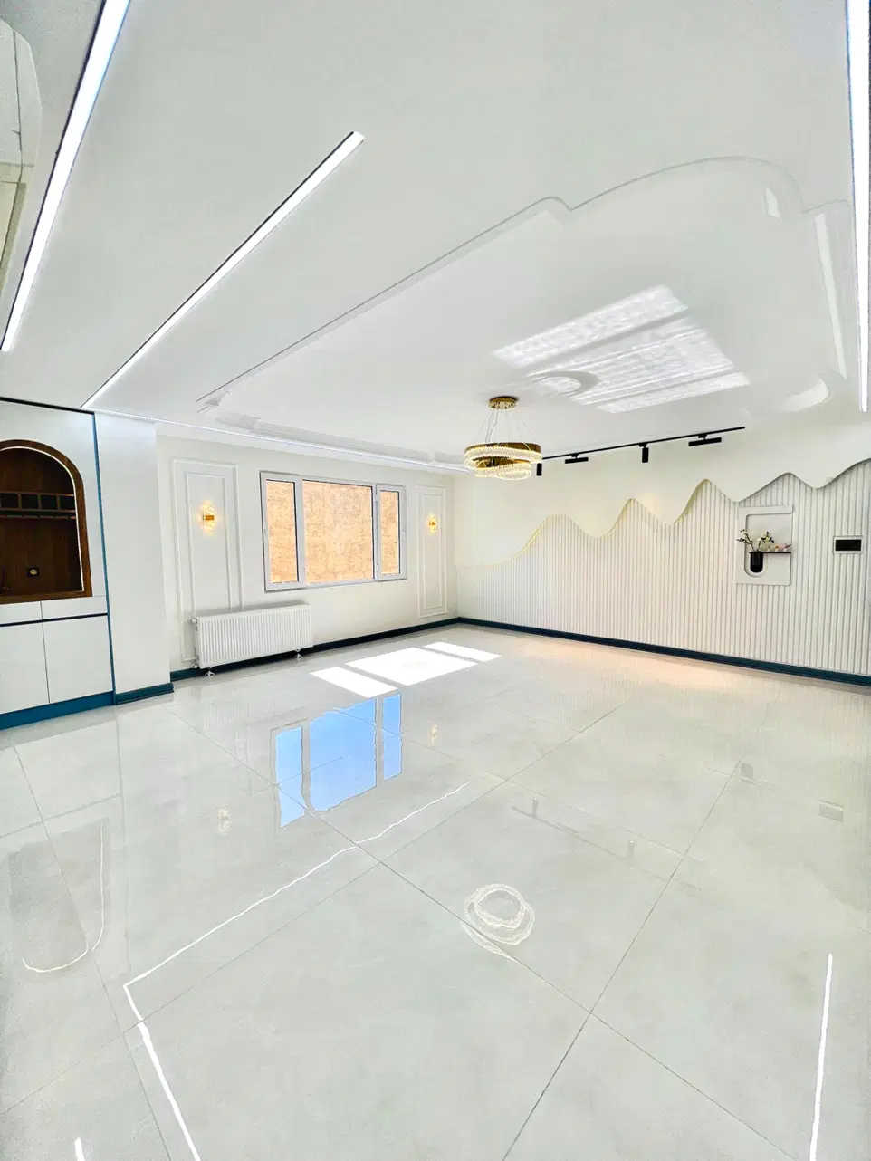 ۸۸متر _ سالن پنجره خور _ درجه 1 همه پسند