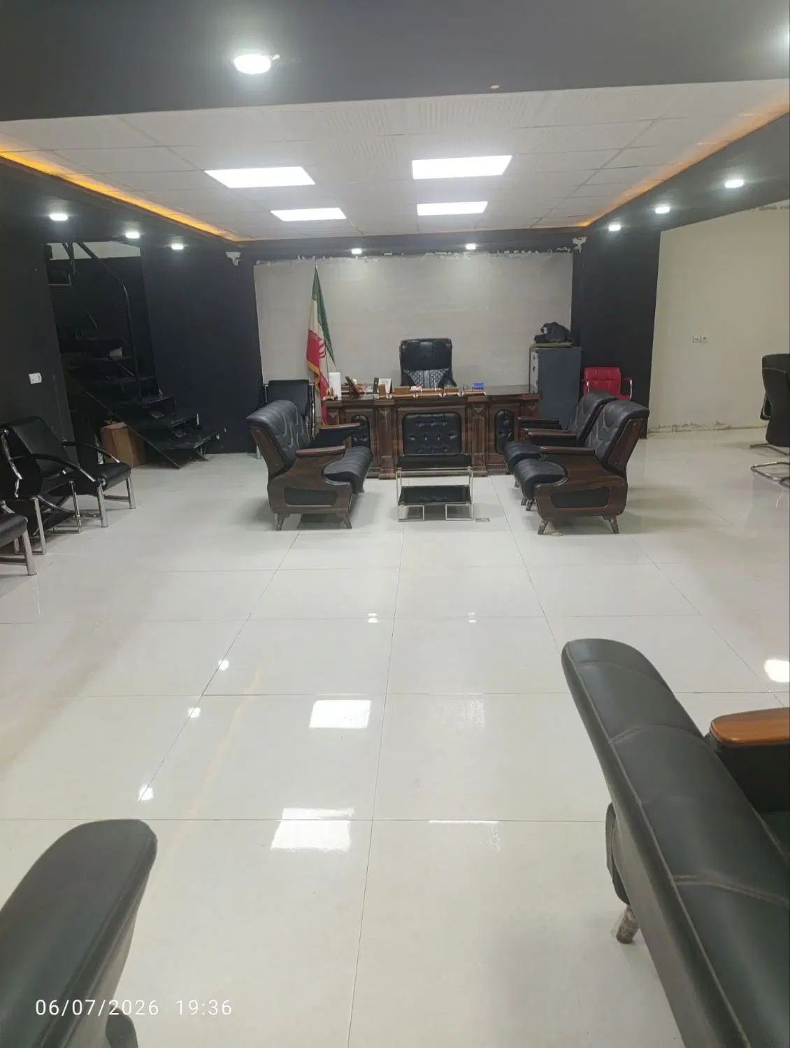 اجاره واحد ۱۰۰ متری خ برق