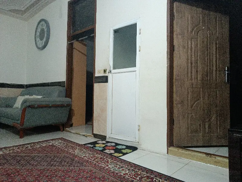 دوطبقه ومغازه سوپری باوسیله 250متر
