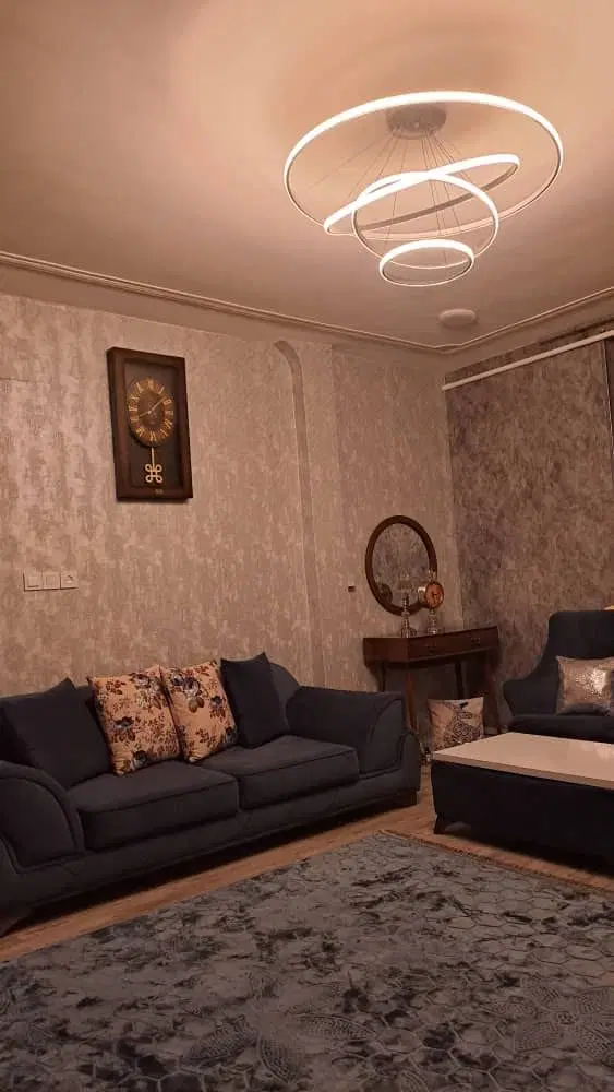 واحد ۷۰ متری تجاری مسکونی روبرو دادگاه کار‌ون