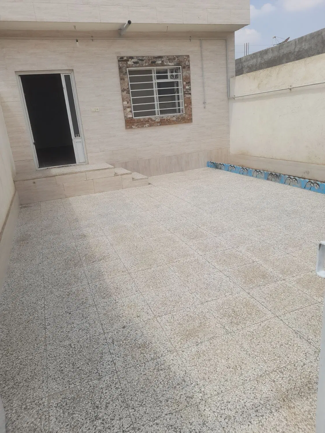 منزل مسکونی