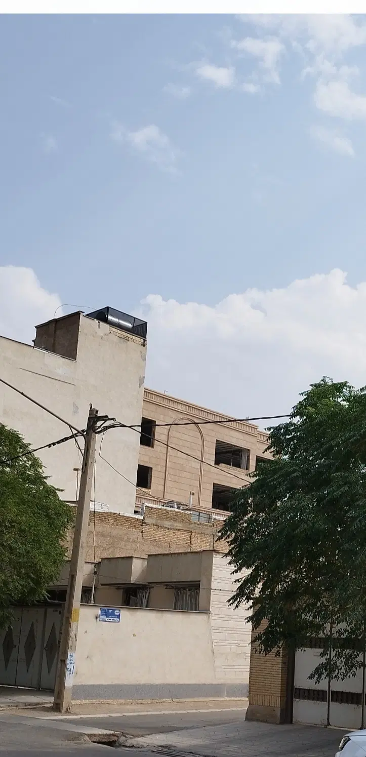ویلایی۵۶۰ متری ضابطه ۵جهت ساخت وساز