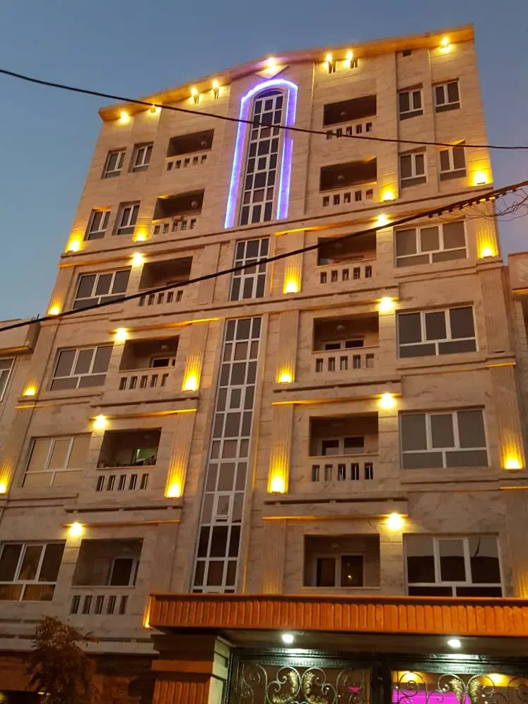 اردیبهشت جنوبی گلستان سوم بیات ۹۶ متری