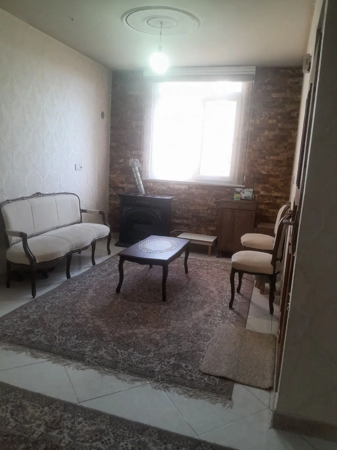 آپارتمان دوخوابه تک واحدی