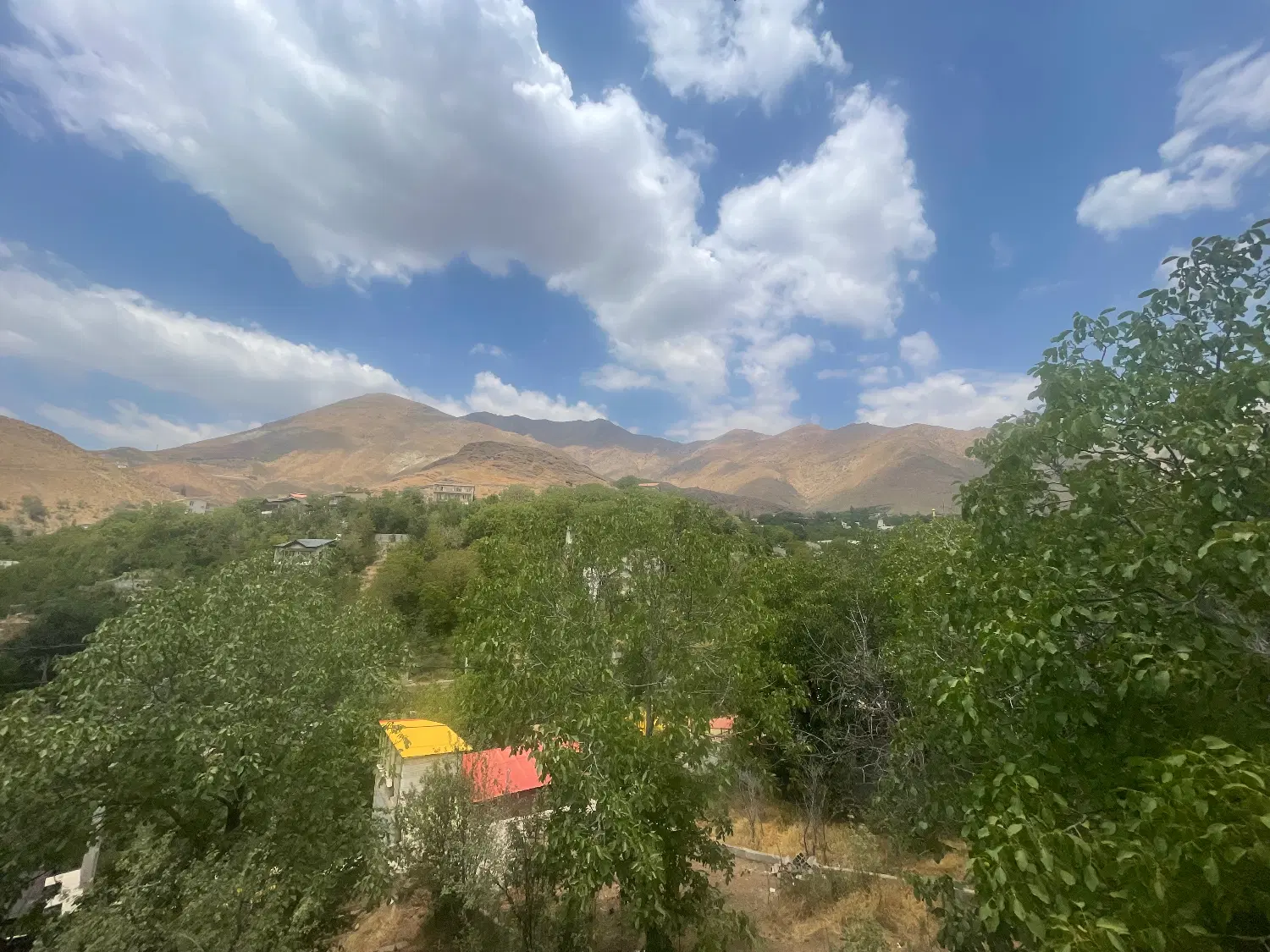 لواسان بزرگ نیکنامده