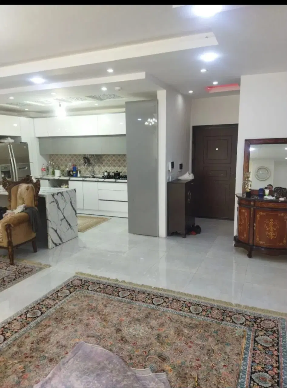 فروش آپارتمان 110متر 2خواب فاز 2 مهستان