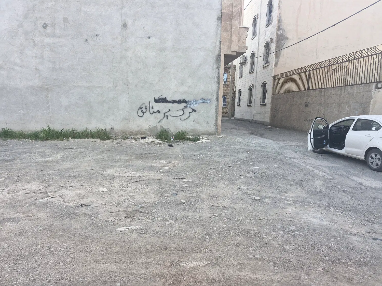 زمین مسکونی دو بر جنوبی خیابان بنت الهدی