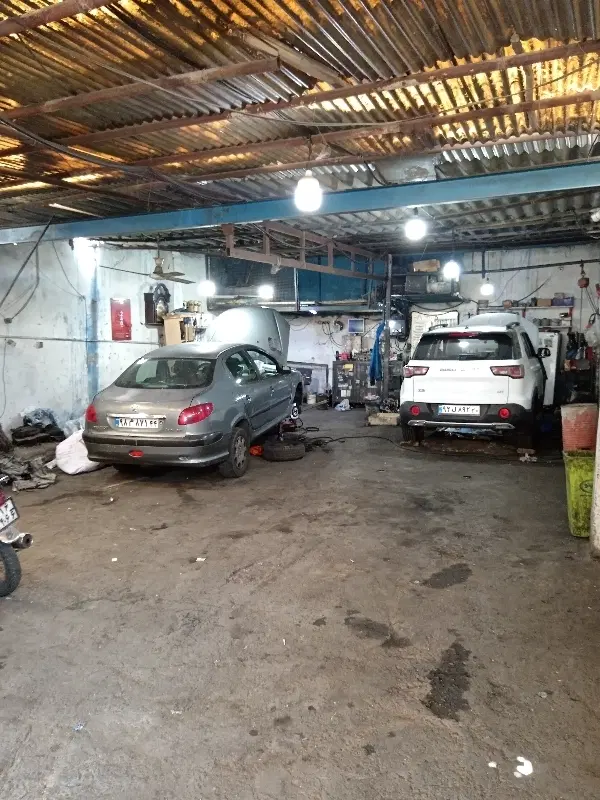 اجاره مغازه داخل گاراژ