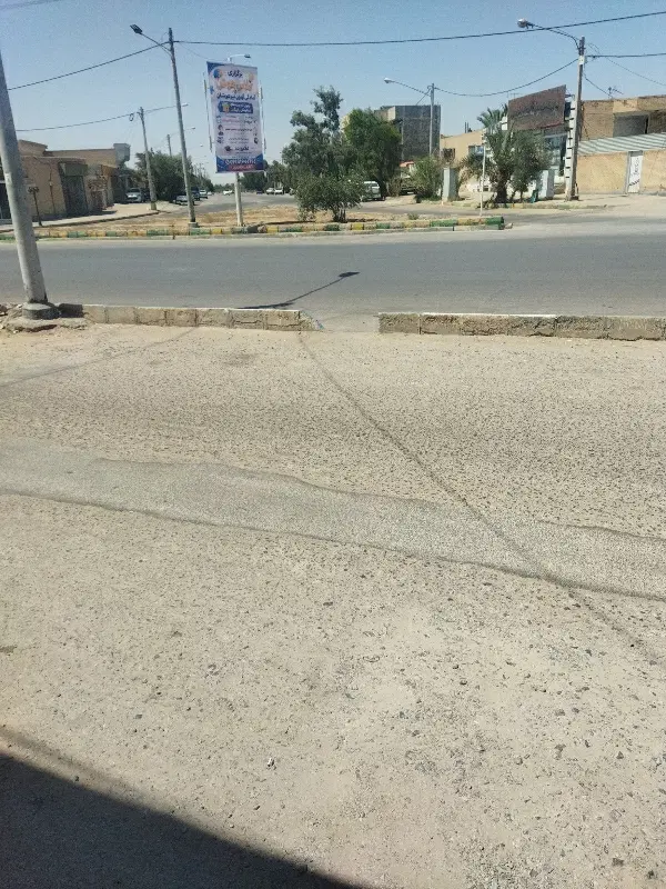 زمین فروشی