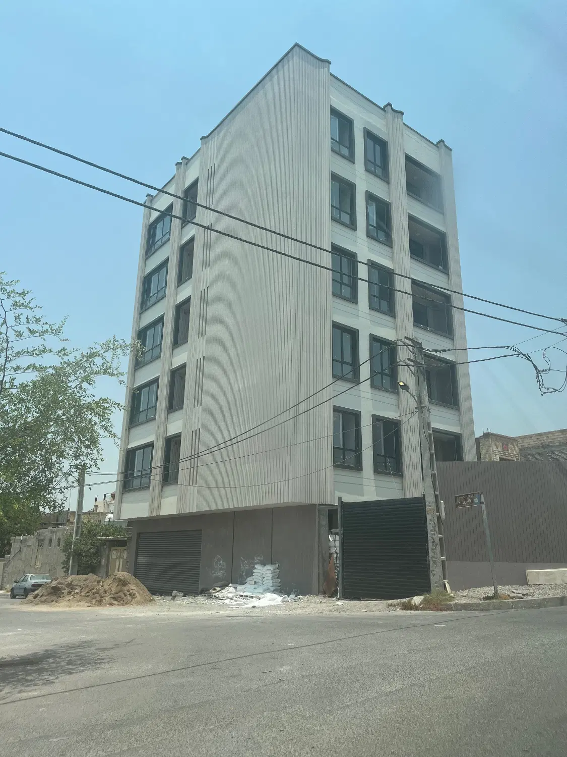 فروش زمین ۳۶۰مترشمالی بر۲۰ الهیه جنوبی