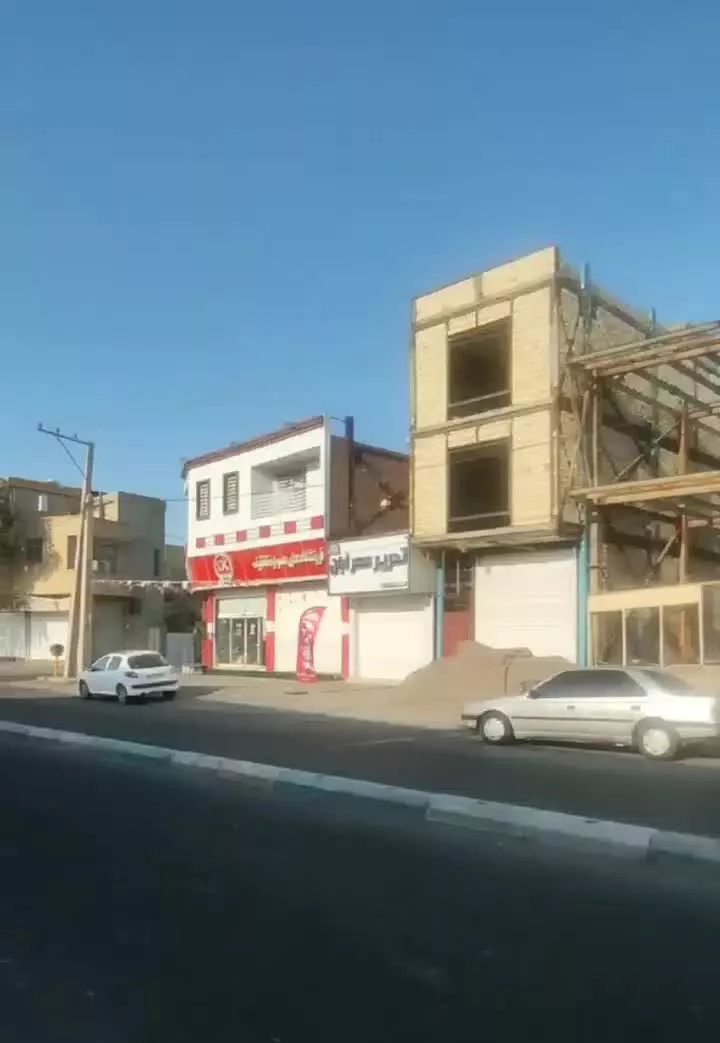یک باب مغازه واقع در سیدجمال الدین جهت اجاره