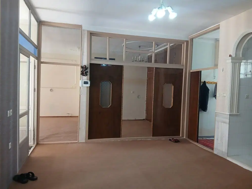 اجاره منزل مسکونی دربستی در سراب