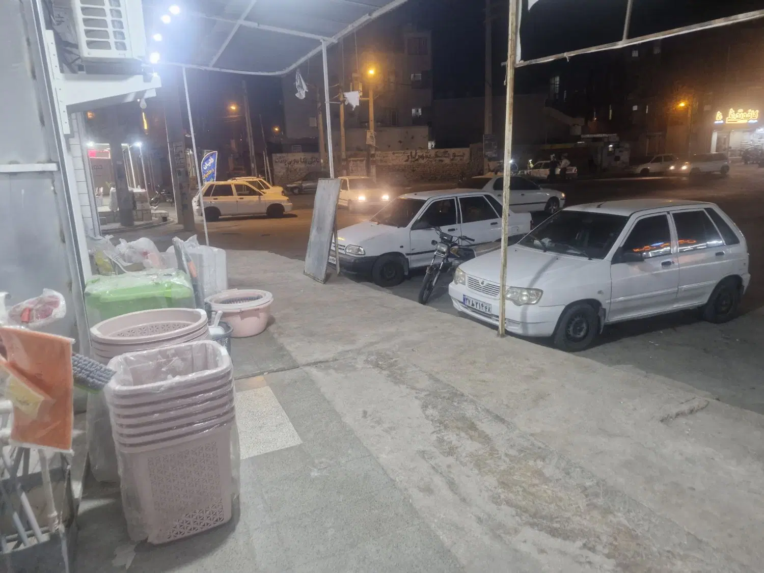 فروش مغازه ۱۶ متری