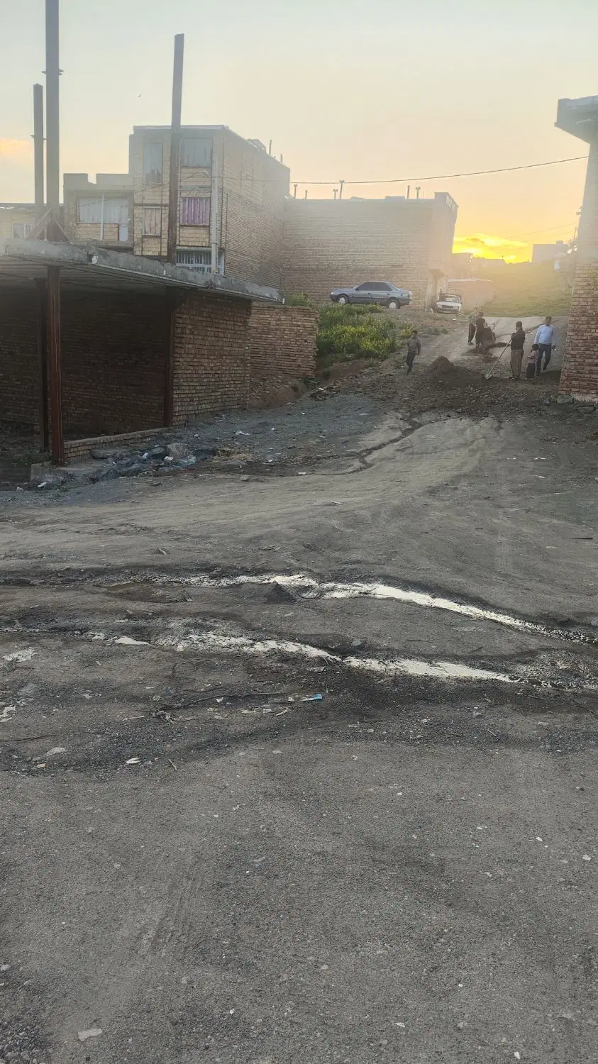 زمین نایسر