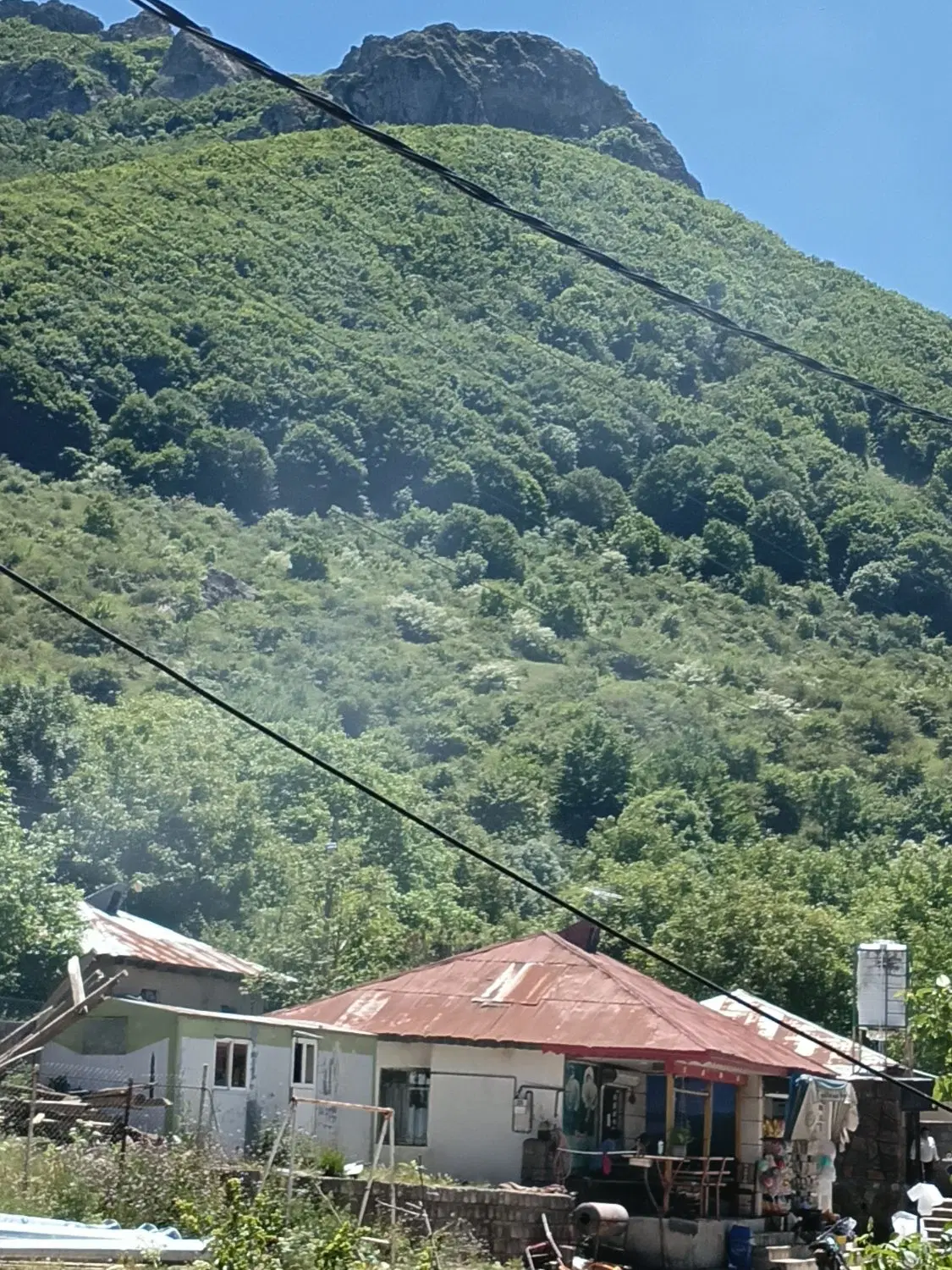زمین فروشی