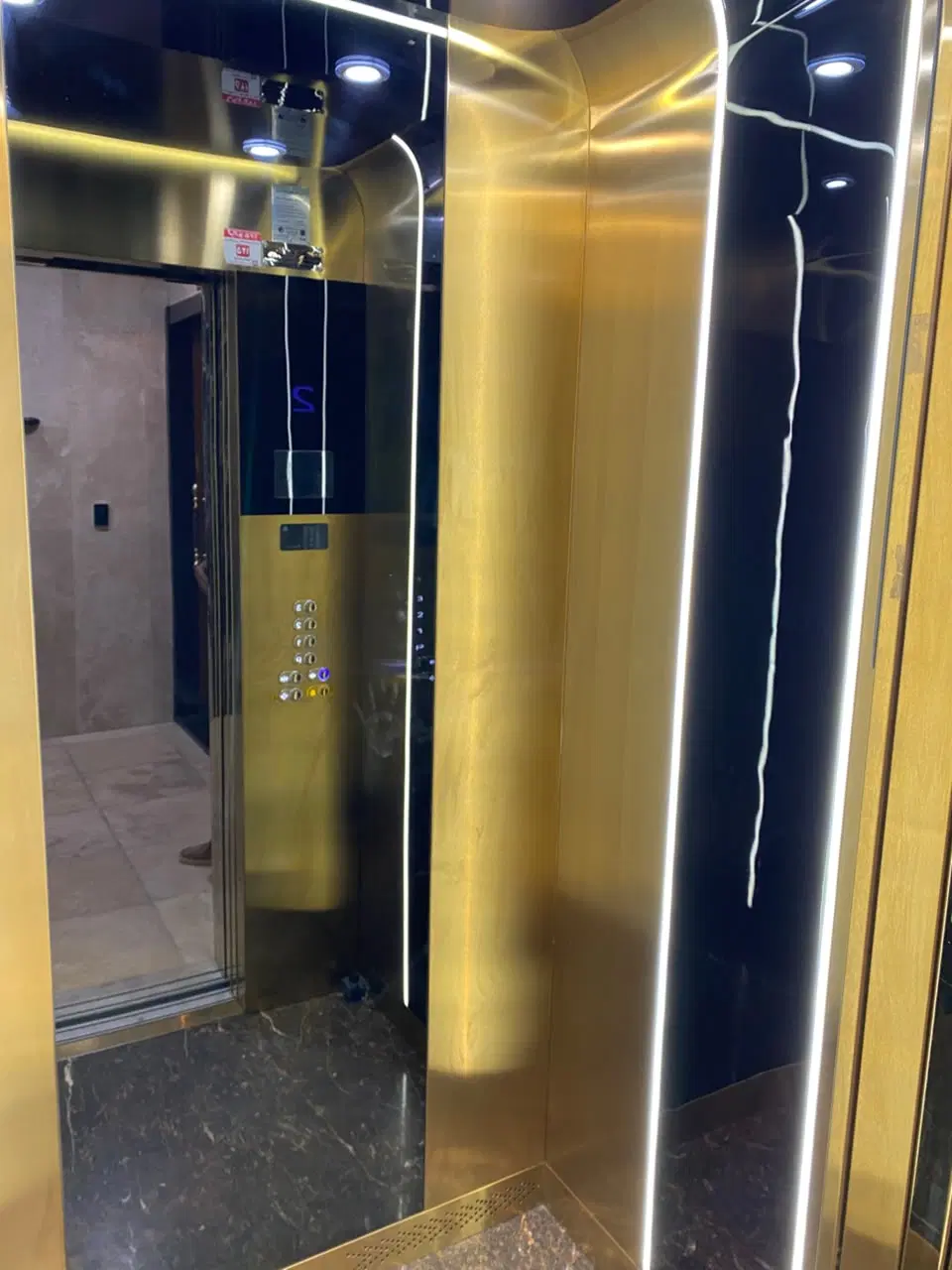 فروش آپارتمان 140متری خواجه ها