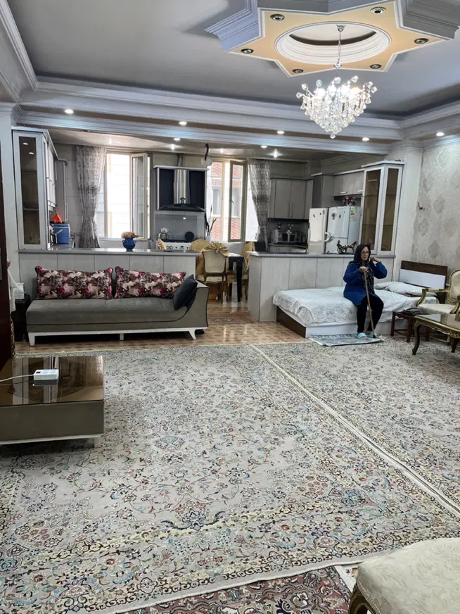 آپارتمان ۹۸ متری ۲ خواب نازی آباد