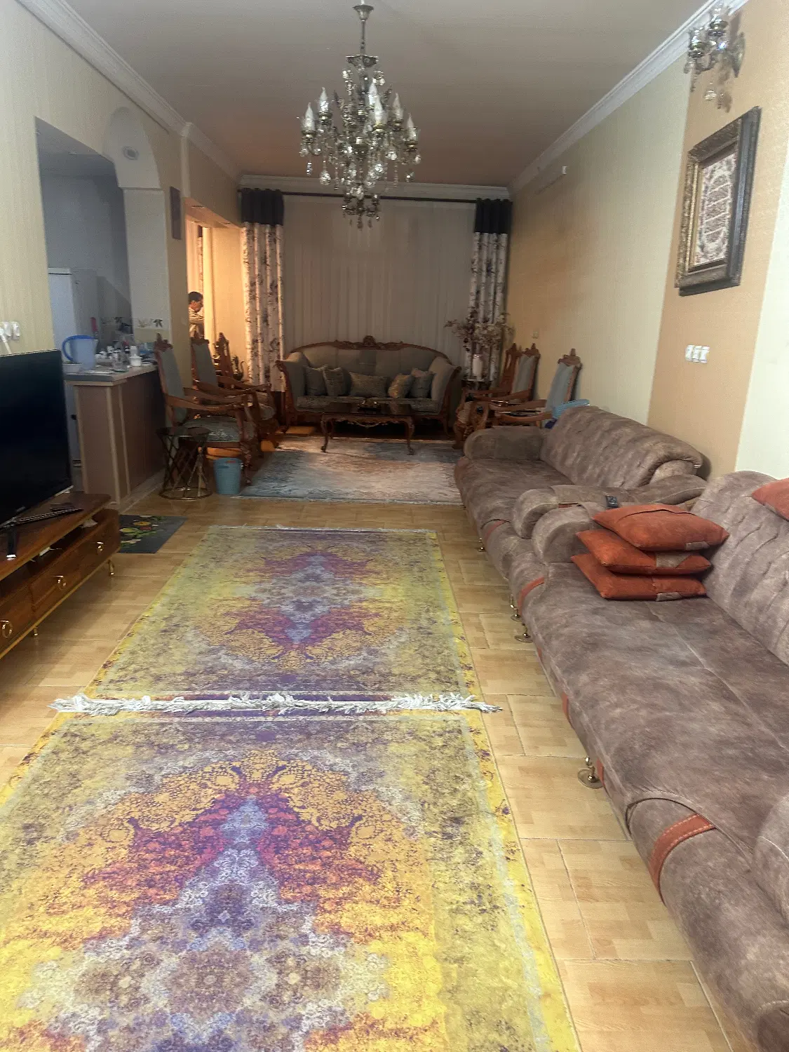خانه مسکونی سه طبقه شمس العماره