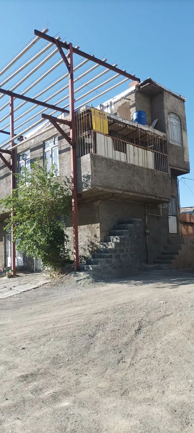 خانه ۷۰متری سه طبقه