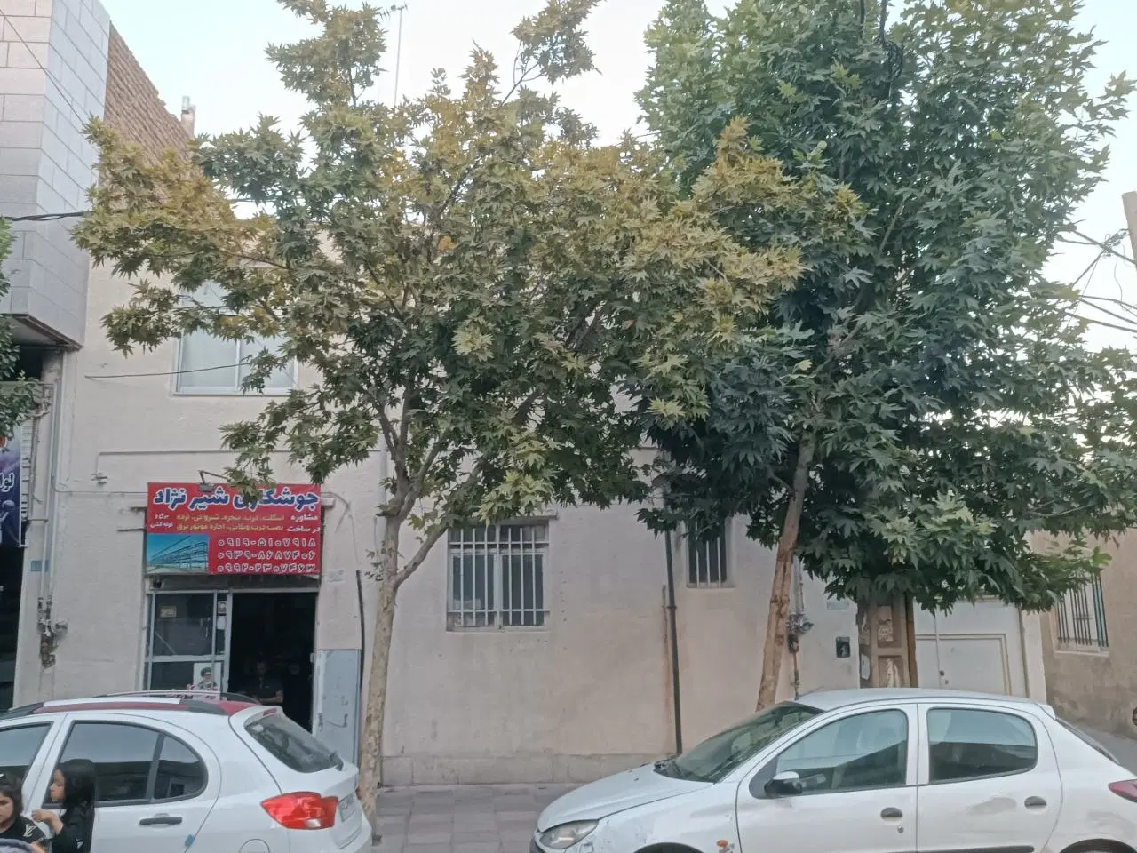 ساختمان 2 طبقه فروشی