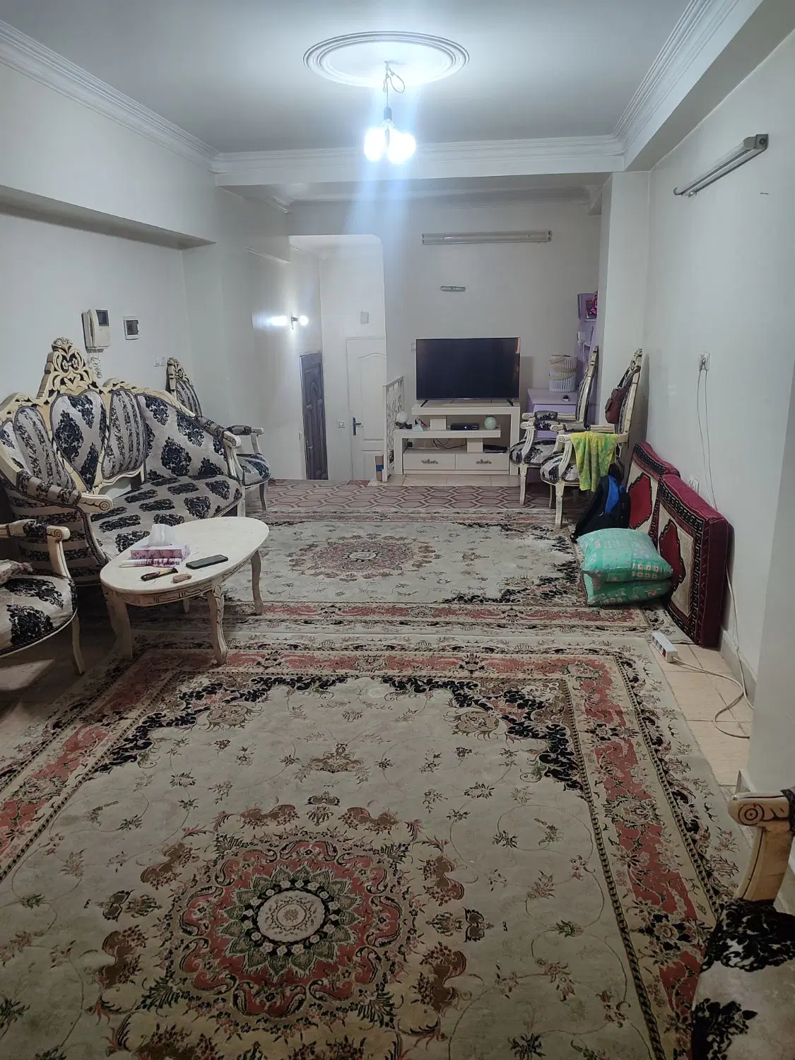 آپارتمان ۶۰ متری  فول امکانات. شادآباد