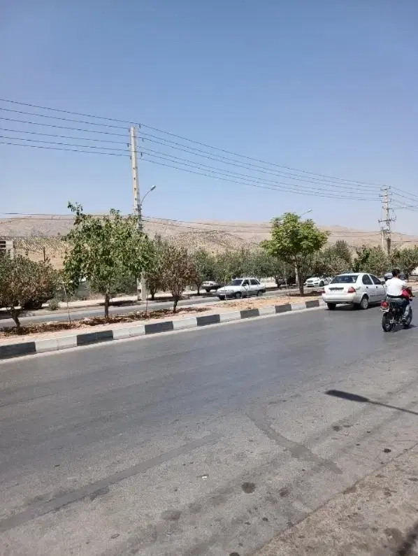 فروش مغازه بر طلاییه پاخور  خوب  نو ساز