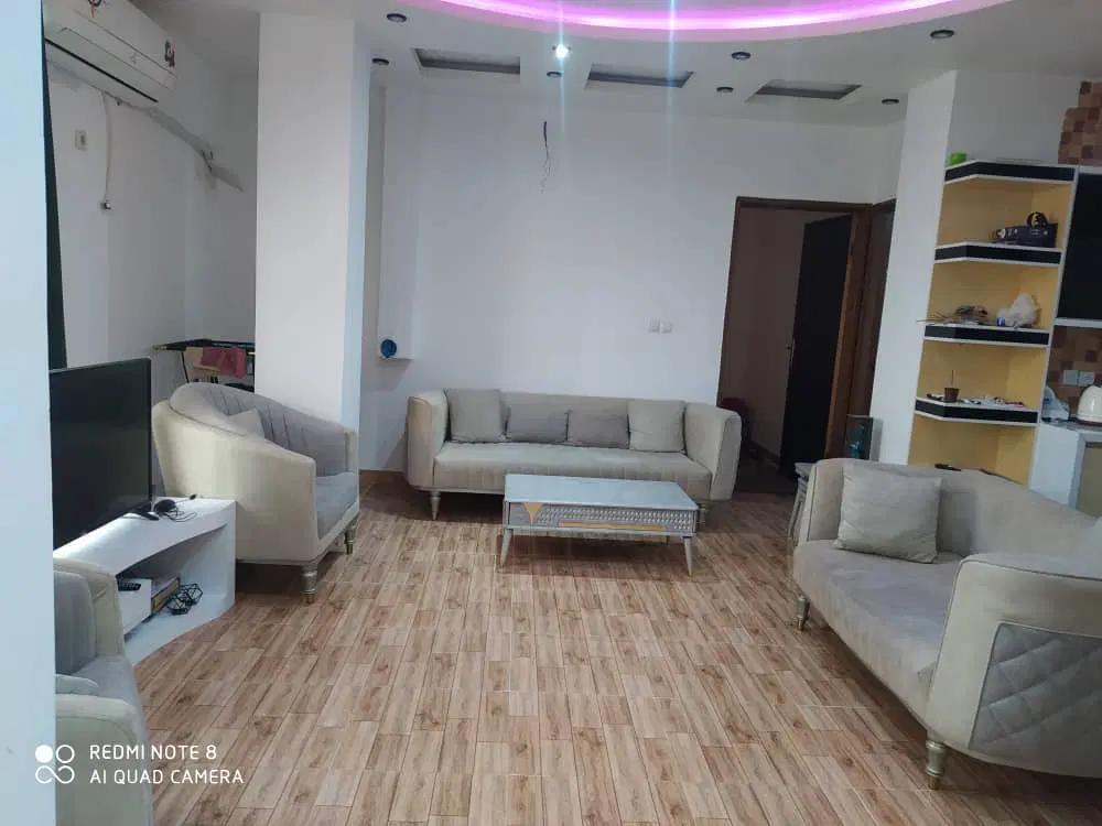 واحد شیک ۸۵ متری بوشهر