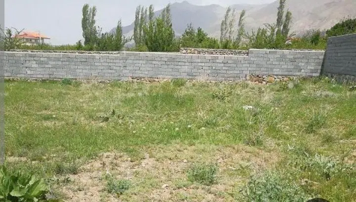زمین در سعادت ۱۳۵ متر