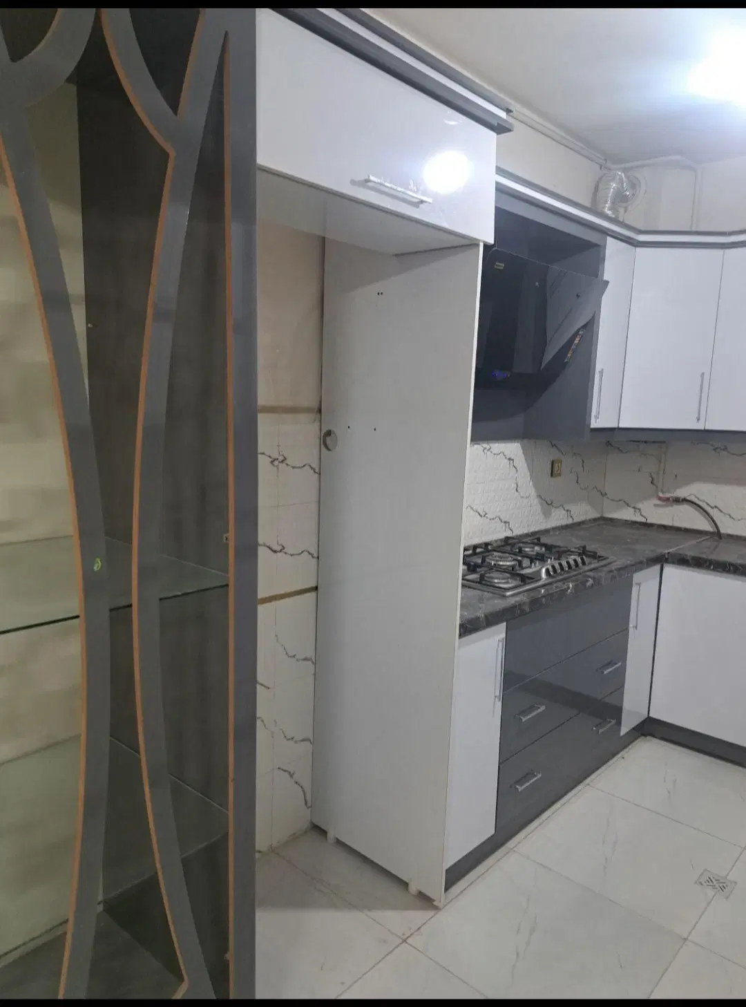 فروش اپارتمان ۶۰ متری نوساز ۱ خوابه در کوی المهدی