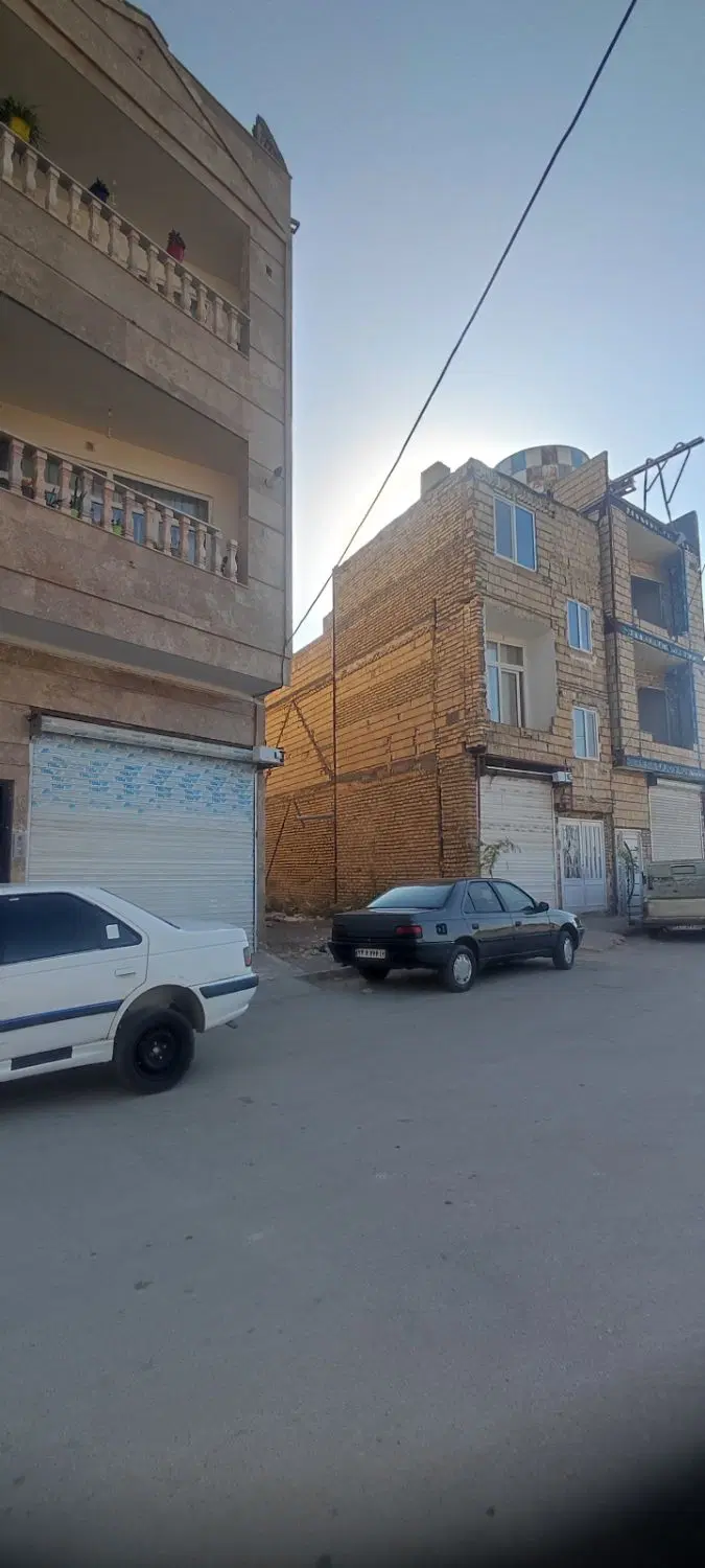 زمین فروشی با بهترین موقعیت ساخت