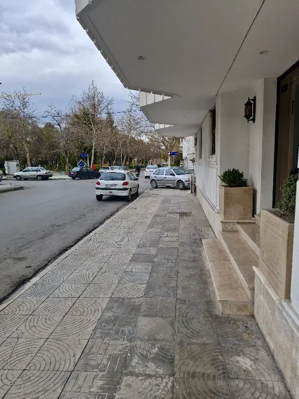 بلوار سجاد خیابان امین اجاره آپارتمان ۱۳۵ متری