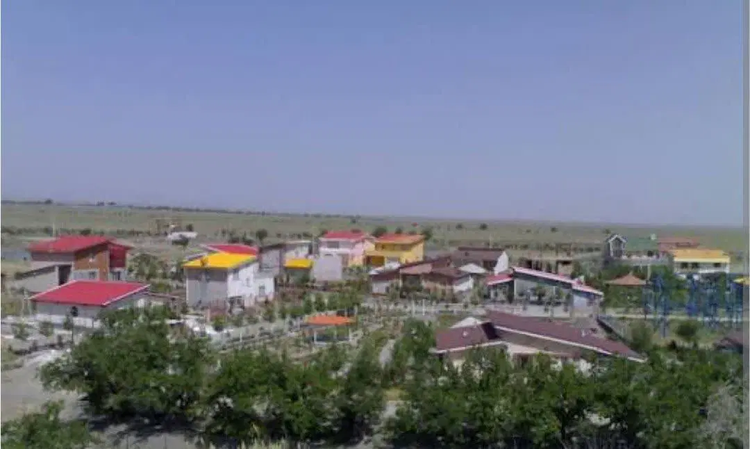 زمین فروشی