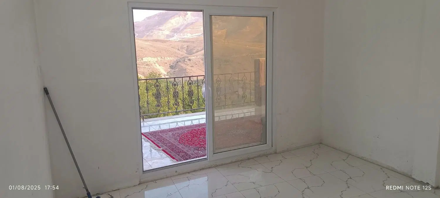 ویلا لواسان 300متر زمین