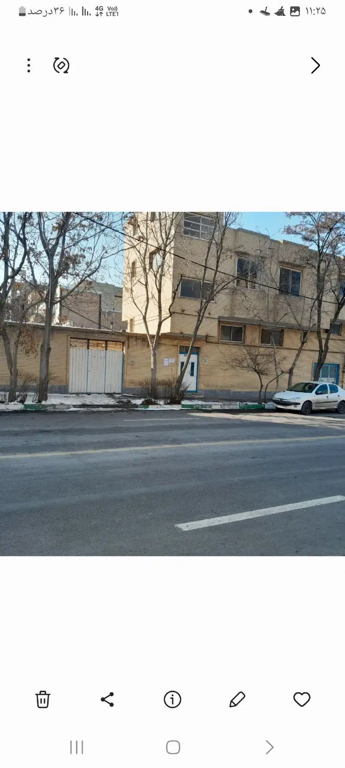 حیاط دو طبقه ۳۳۰ متر