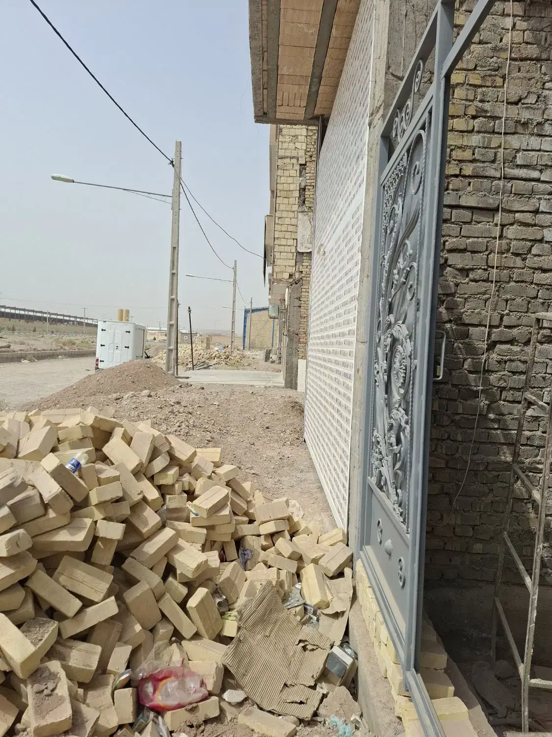 نیمه ساز تجاری ۷۵متر تفت ۲
