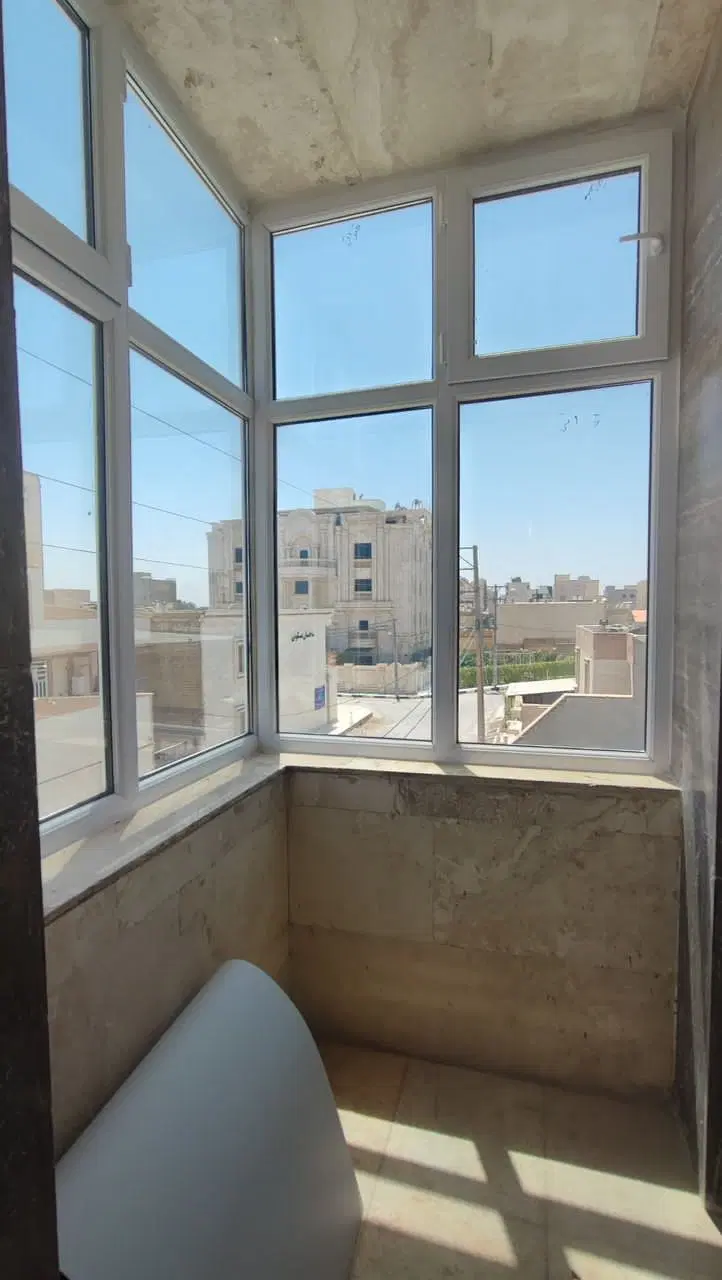 یک واحد در تهلنجی  ساختمان اونیکس