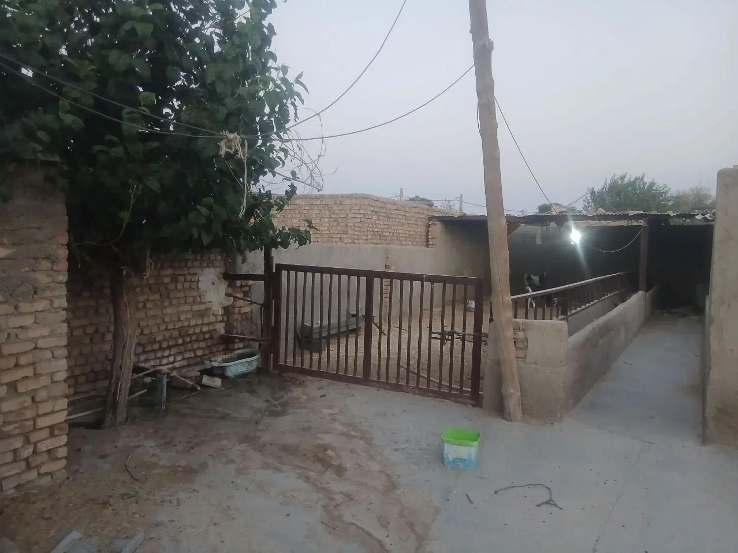 فروش چهاردیواری سند دار