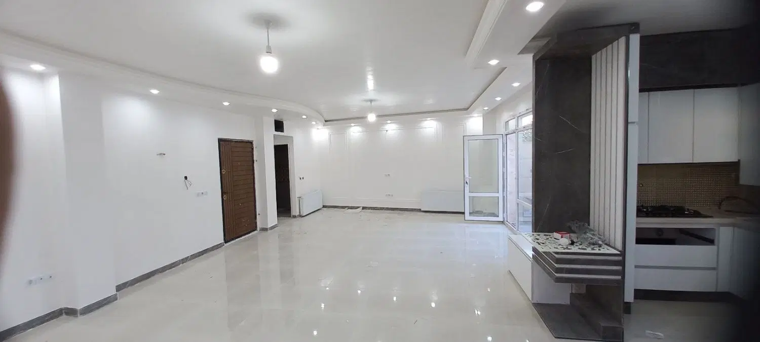 فروش واحد حیاط دار