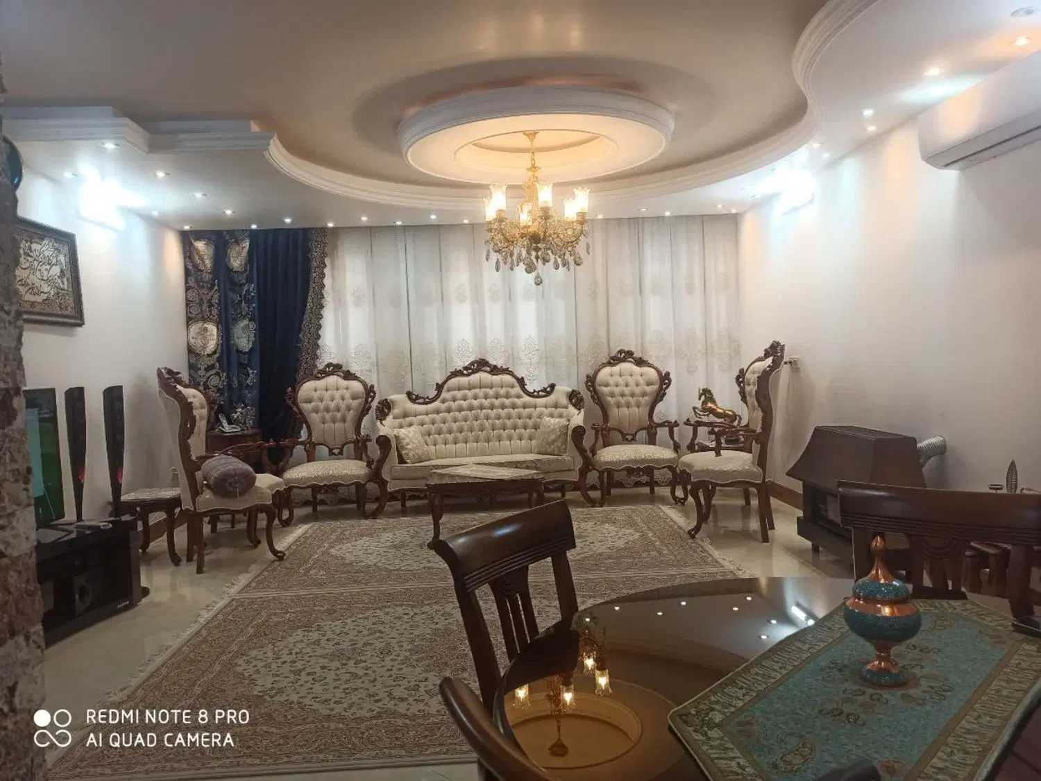 خانه جنونی سه طبقه