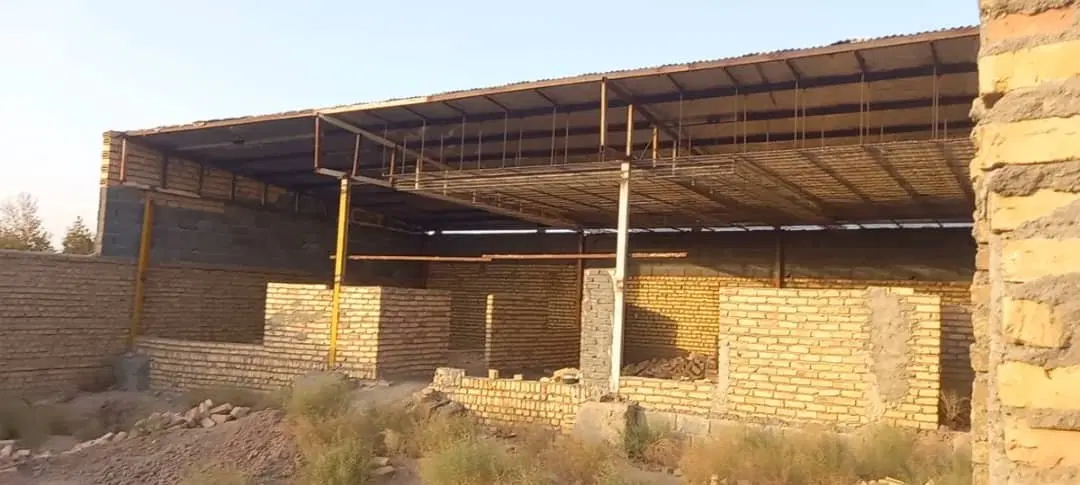 فروش باغچه ۴۲۶ متری با سند تک‌برگ و بنای مسقف
