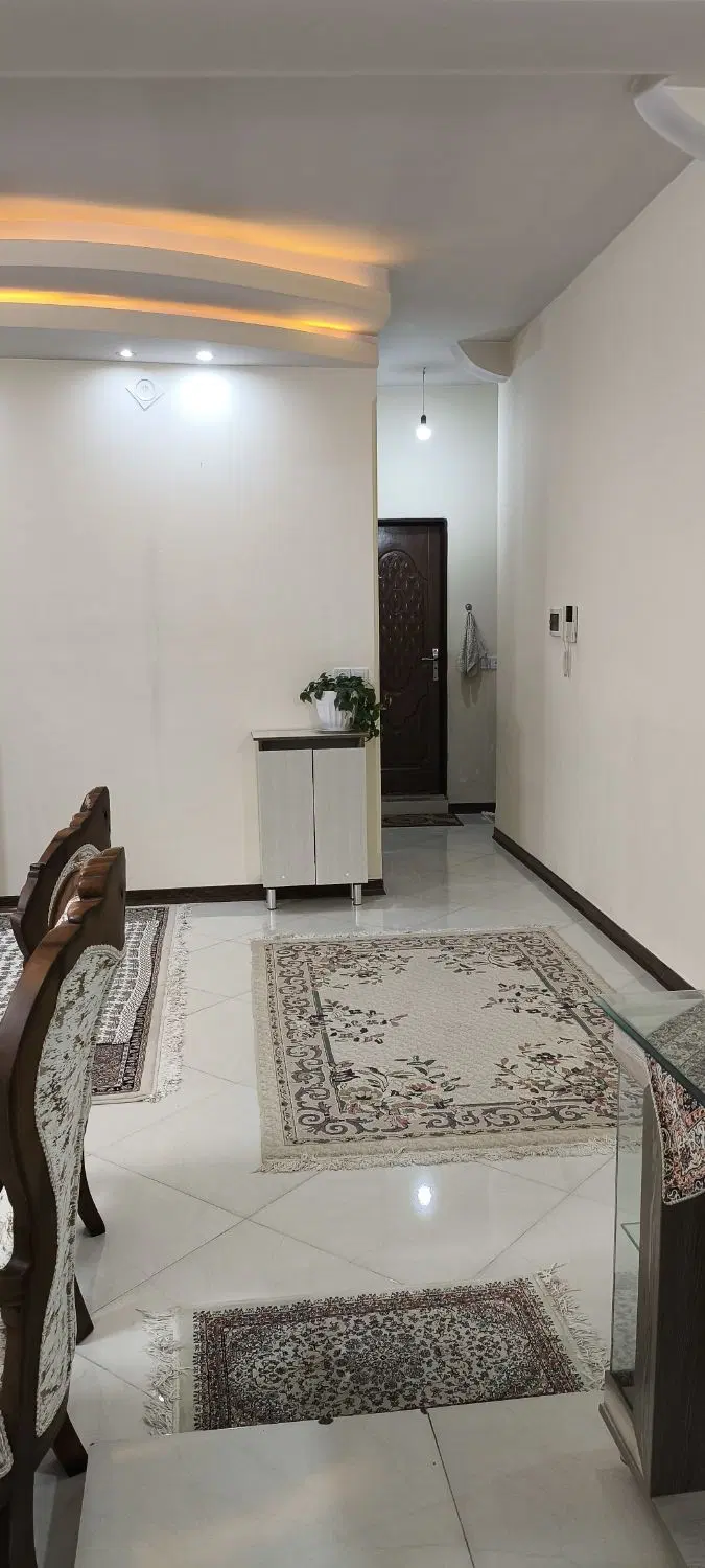 آپارتمان با متراژ صدو چهار متر پیشوا نقش جهان