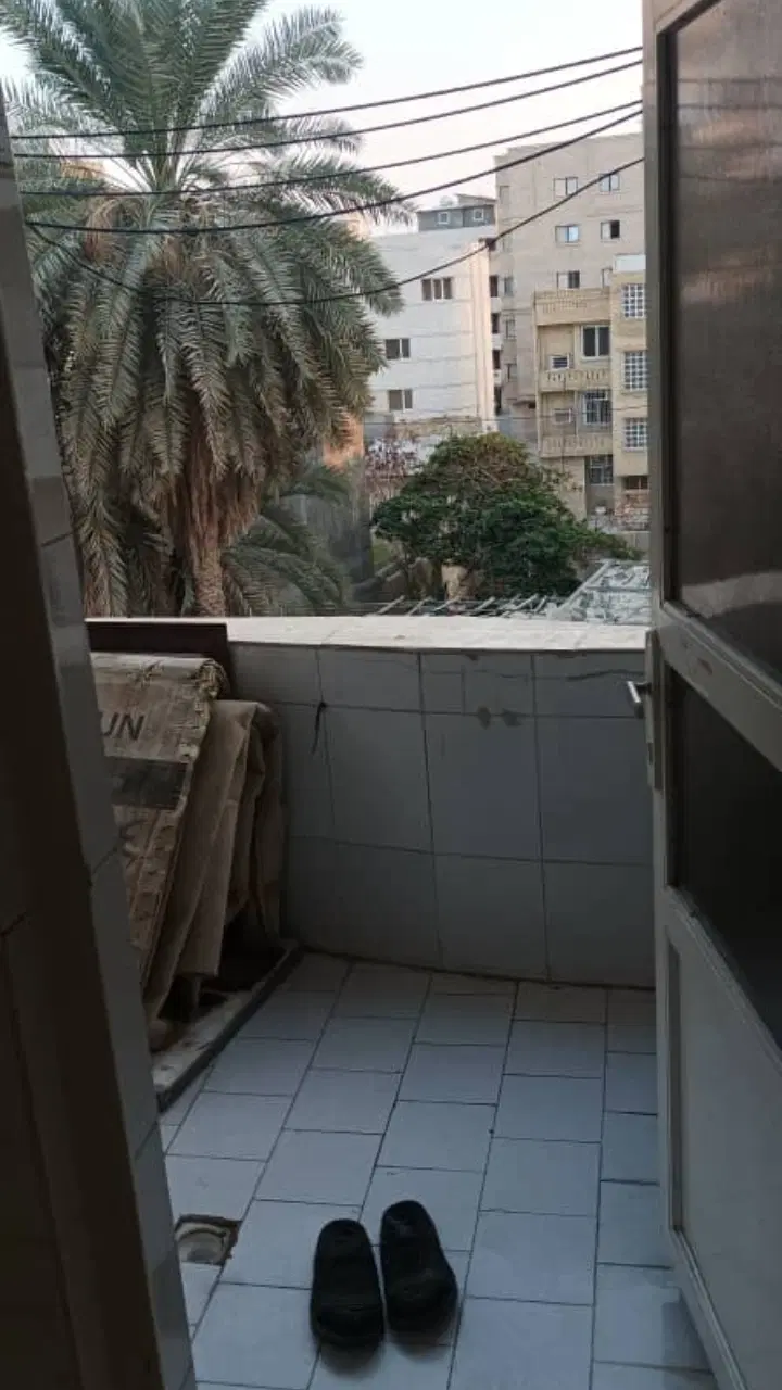 ۵۴ متری یک‌خوابه سیم بالا، طبقه ۳