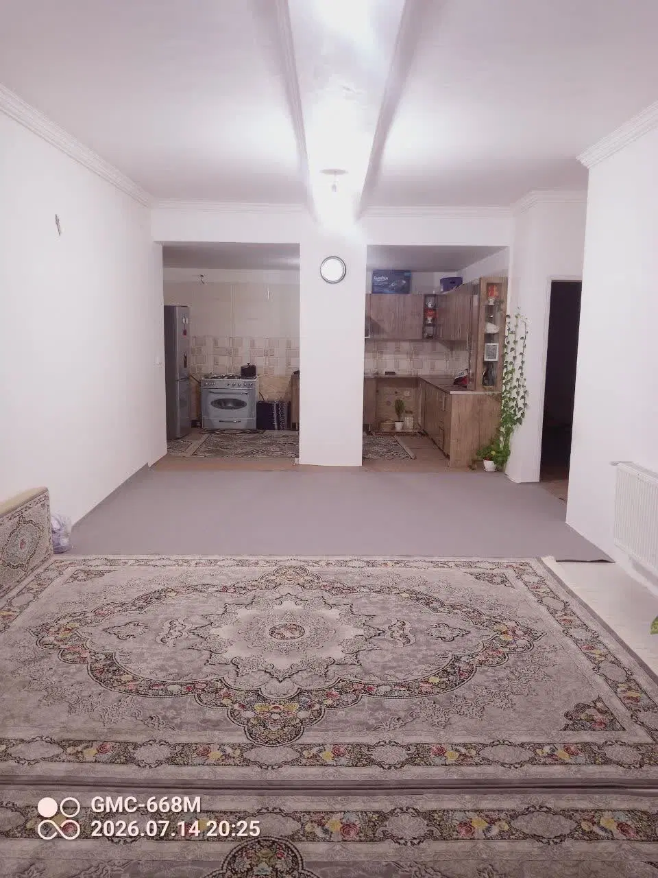 آپارتمان تمیز و خوش ساخت